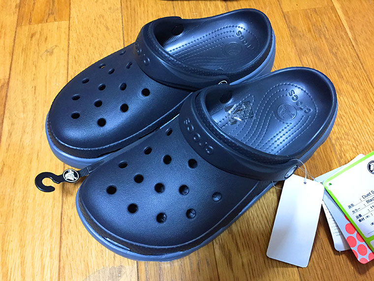 crocs duet sport clog 全体図