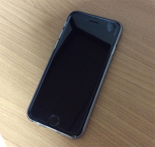 iPhone6 ステルスボタンガラス　装着