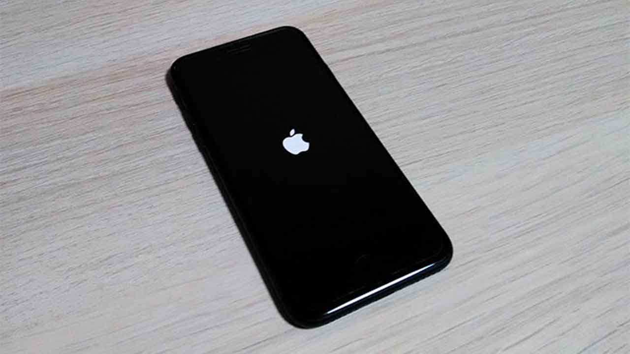 Iphone がリンゴループ リカバリ不可能な状態に 故障への対処と復帰した方法