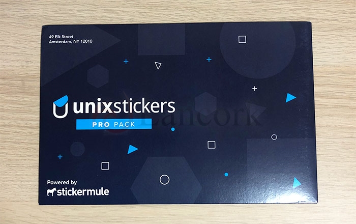 Sticker Mule 提供の Unixstickers プロ・パック