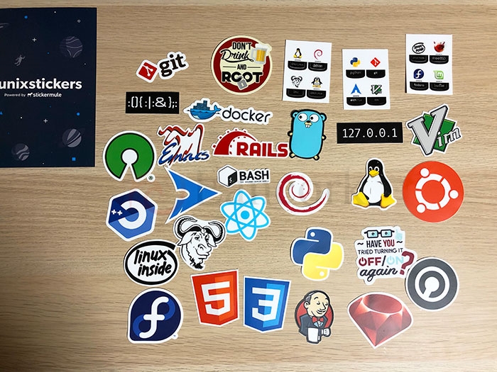 Sticker Mule 提供の Unixstickers アルティメット・パック中身