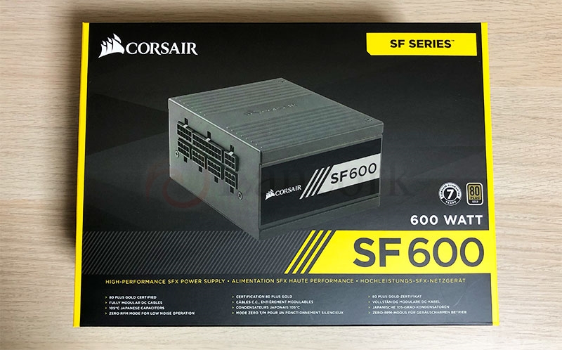 CORSAIR SF600 パッケージ