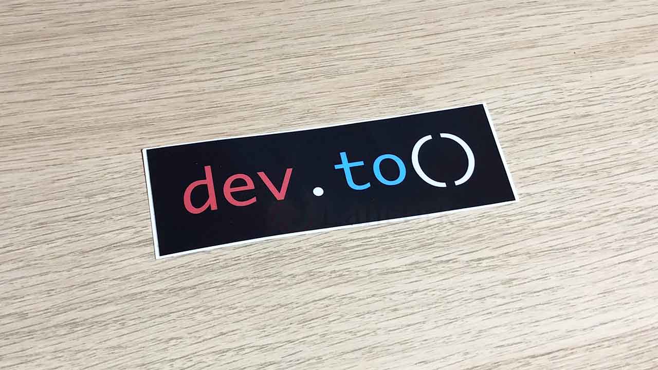 dev.tp のステッカー