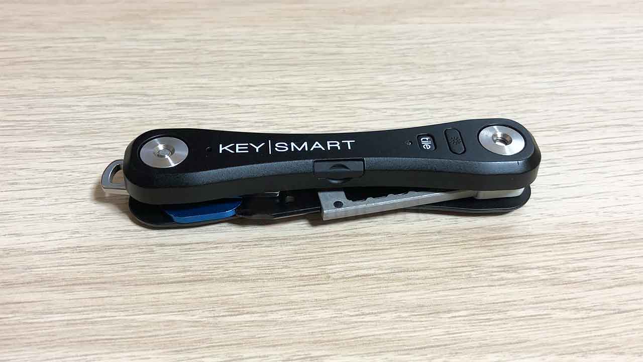 KeySmartのオプション SCREWDRIVER（ドライバー）しまったところ前面