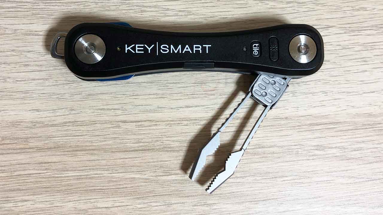 KeySmartのオプション PLIERS（プライヤー）
