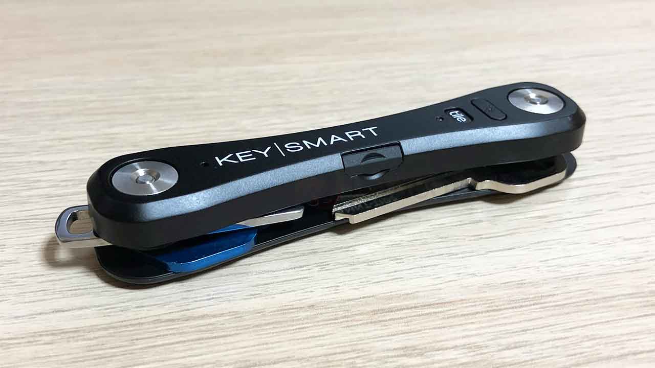 KeySmart Pro(キースマート プロ) 鍵を装着