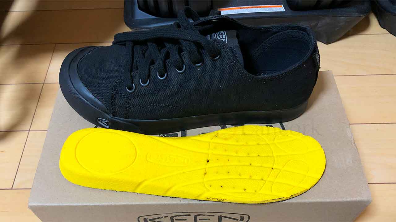 KEEN(キーン)のスニーカー「コロナド III」インソールの裏側