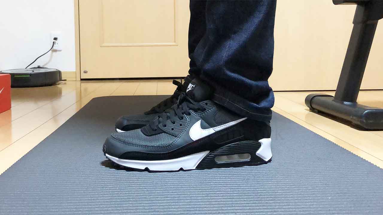 【レビュー】ナイキ エアマックス90を履いた感想【NIKE Air Max90】 | Lancork