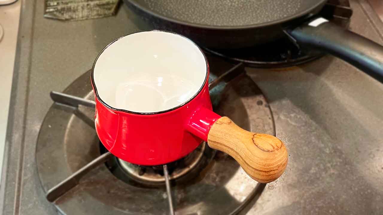 【レビュー】一人暮らしに丁度いい鍋「DANSK バターウォーマー」【味噌汁】